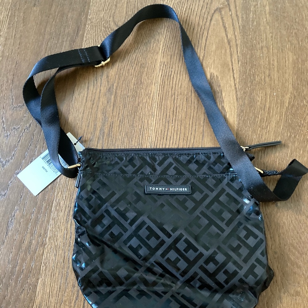 Tommy Hilfiger Cross Body